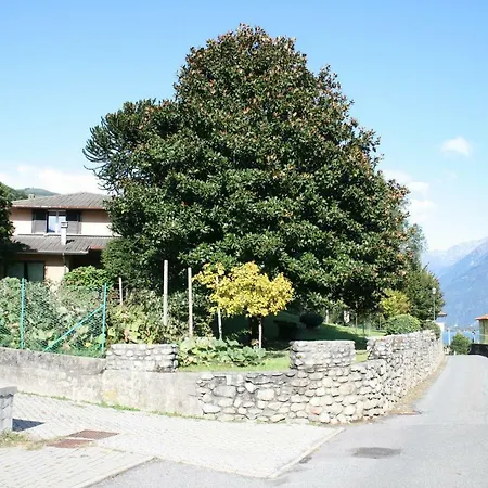 Apartament Badalone Domaso